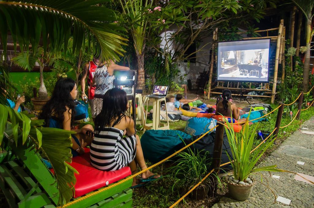 Balabag  Jeepney Hostel And Kite Resort מראה חיצוני תמונה