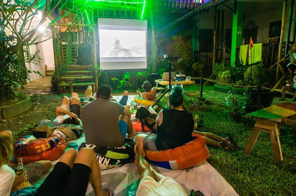 Balabag  Jeepney Hostel And Kite Resort מראה חיצוני תמונה
