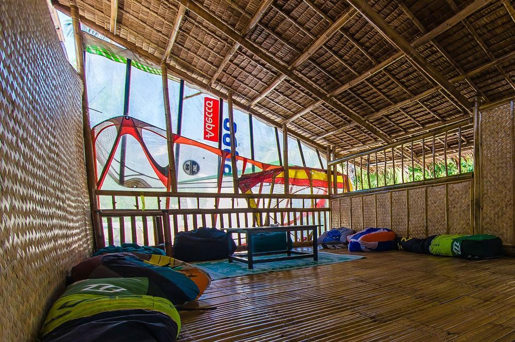 Balabag  Jeepney Hostel And Kite Resort מראה חיצוני תמונה