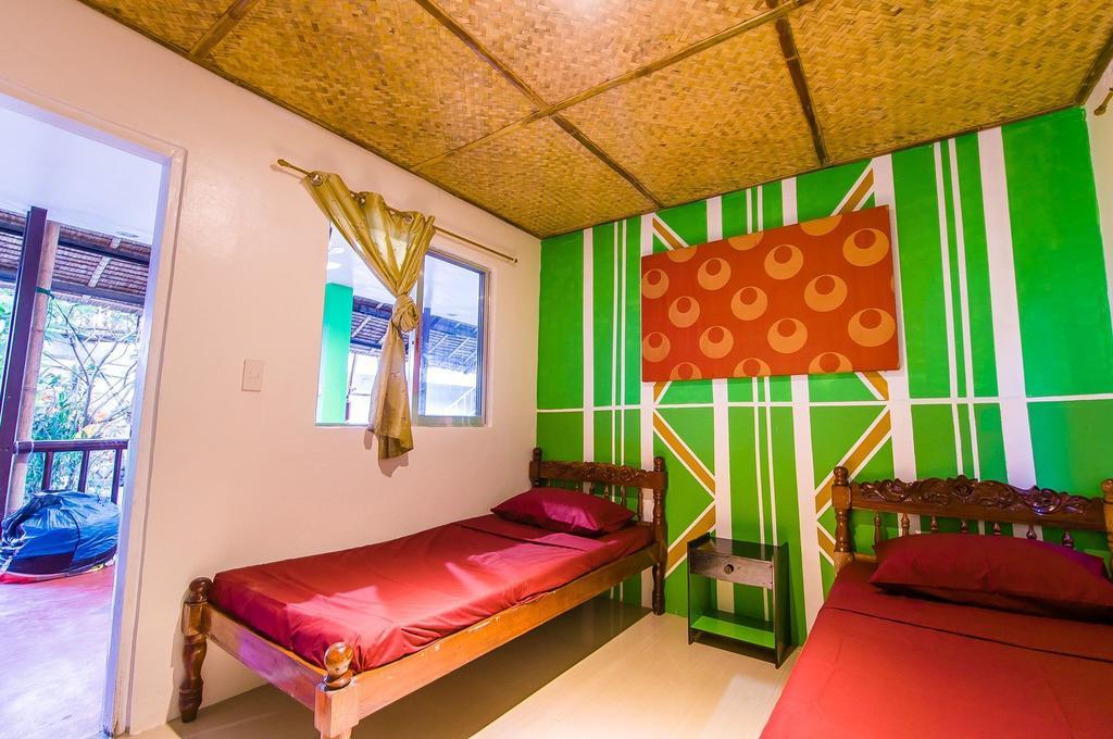 Balabag  Jeepney Hostel And Kite Resort מראה חיצוני תמונה