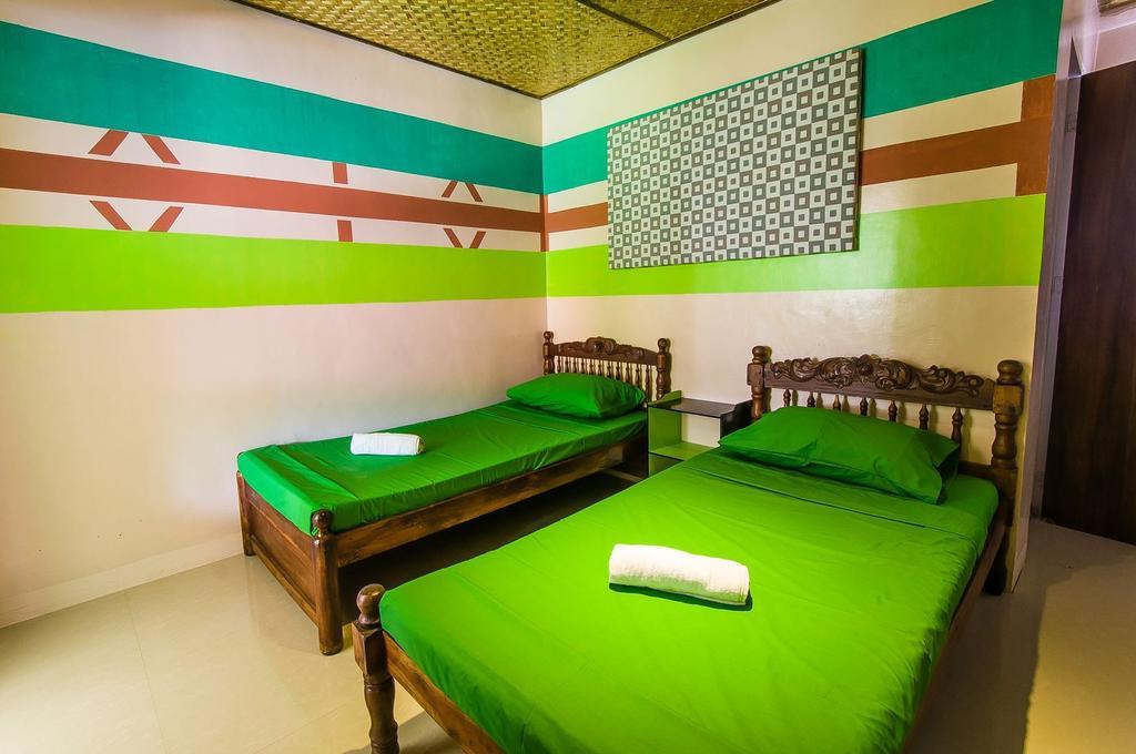 Balabag  Jeepney Hostel And Kite Resort מראה חיצוני תמונה