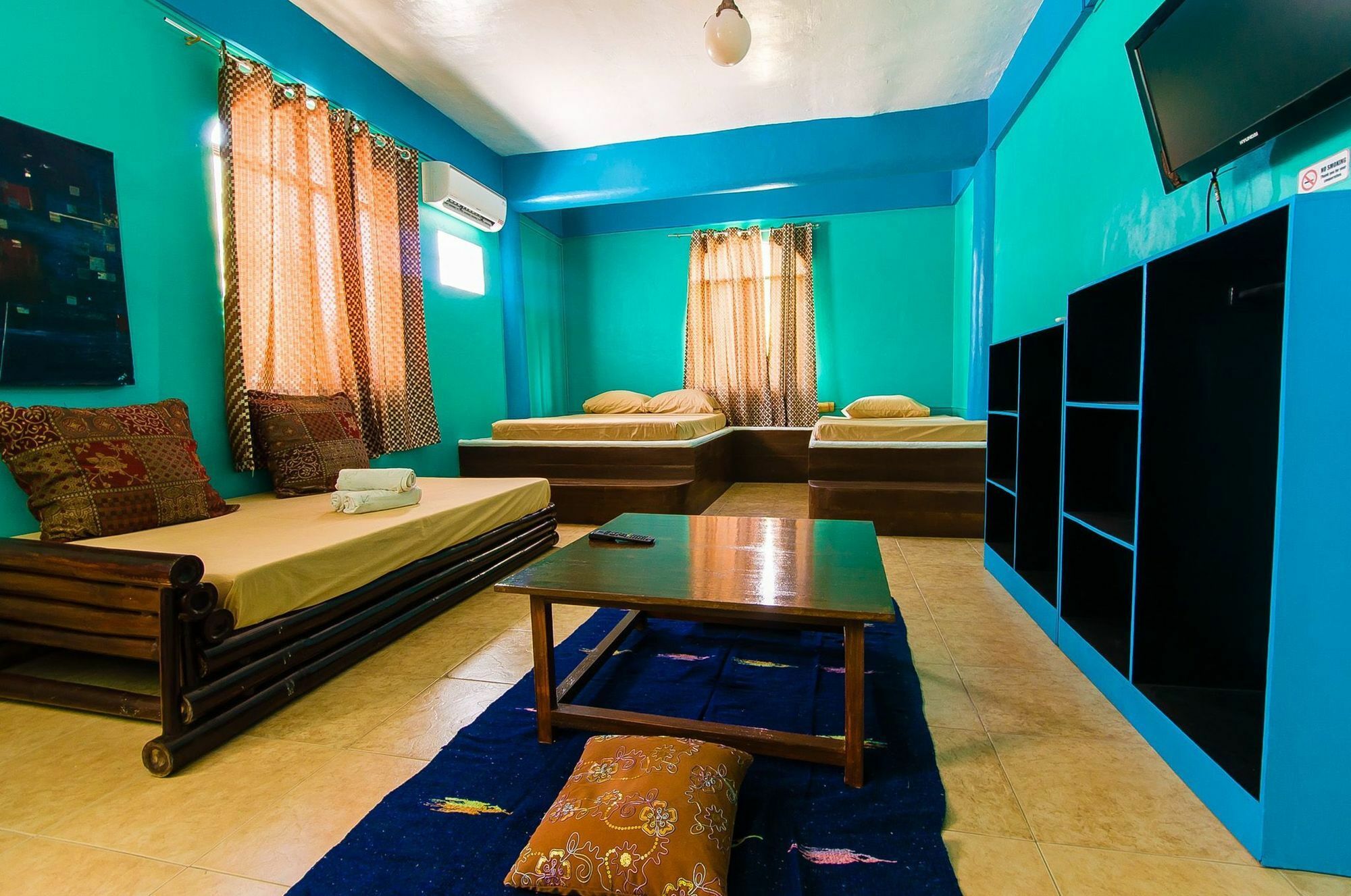 Balabag  Jeepney Hostel And Kite Resort מראה חיצוני תמונה